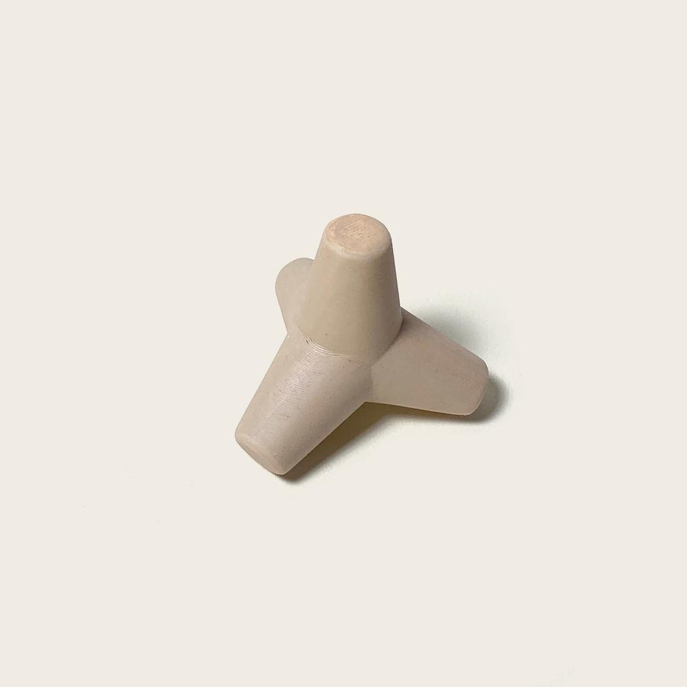 Tetrapod — sculpture in algae bioplastic
